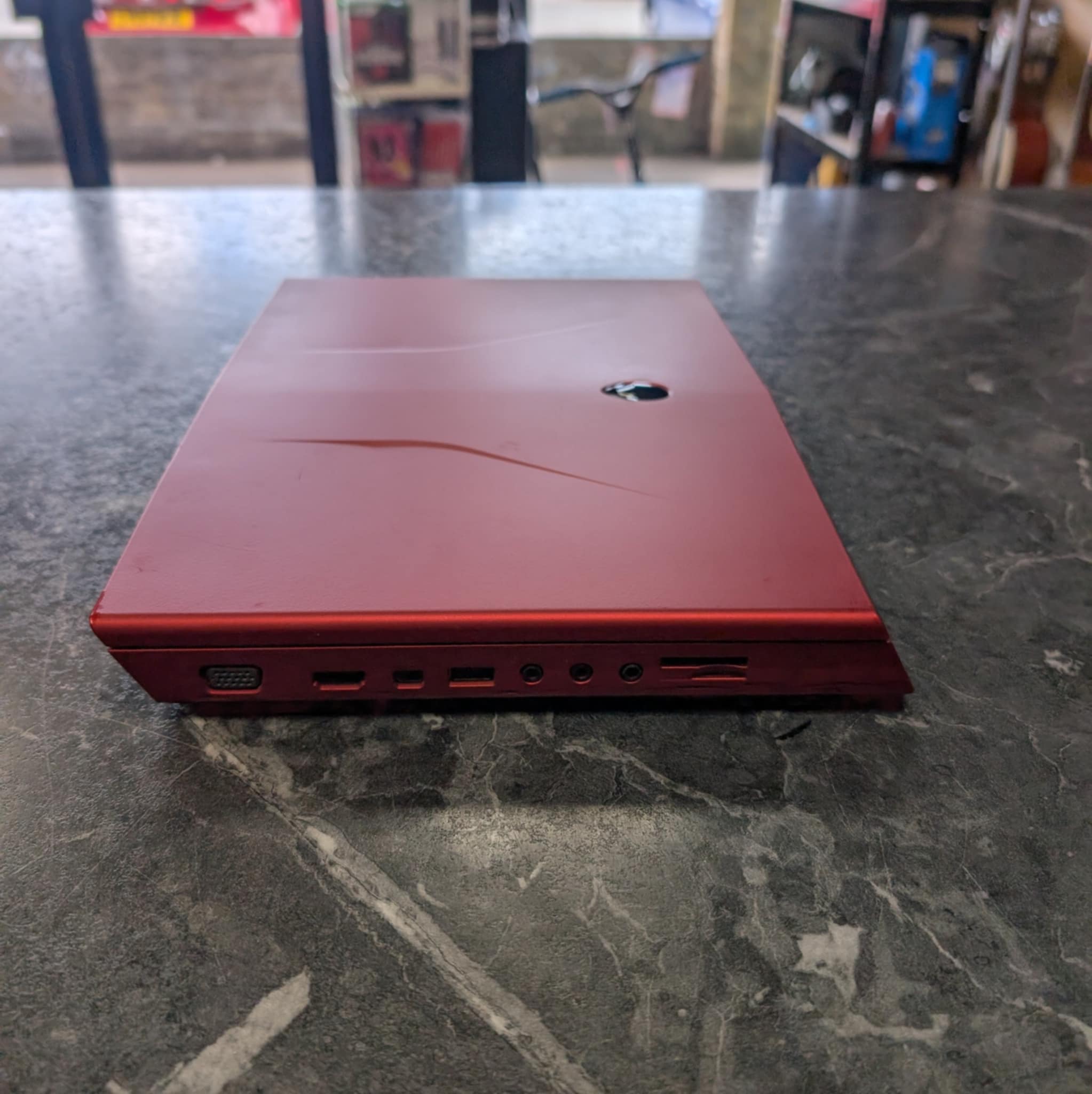 Pre-owned Alienware Gaming Laptop M14 XR2 - Own4Less